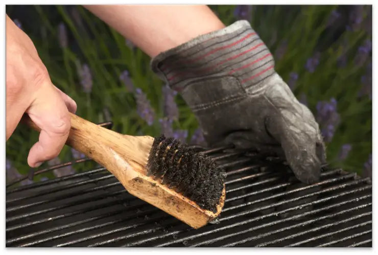 The Best Way to Clean Your Grill Without A BBQ Brush 
